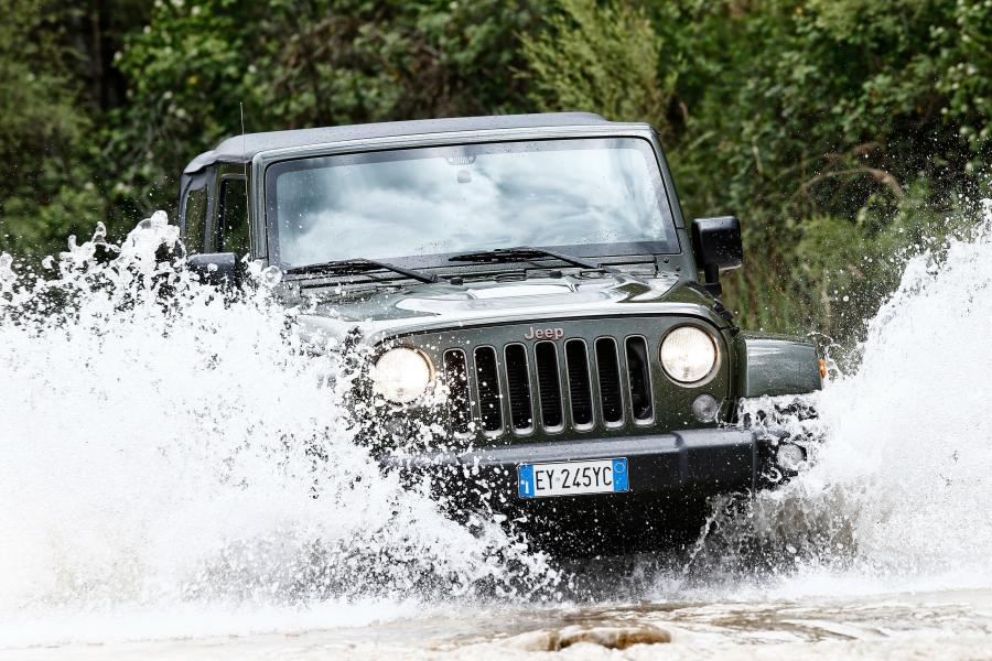  Jeep Wrangler 75th Anniversary 2016 года  (EU) (фото 11 из 18)